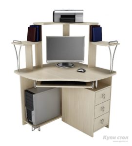 Угловой компьютерный стол с эргономичной формой столешницы